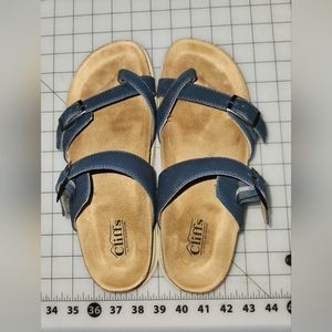 Cliffs by White Mountain Sandals